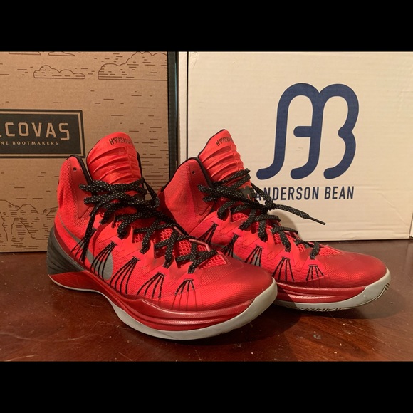 hyperdunk 2013 red